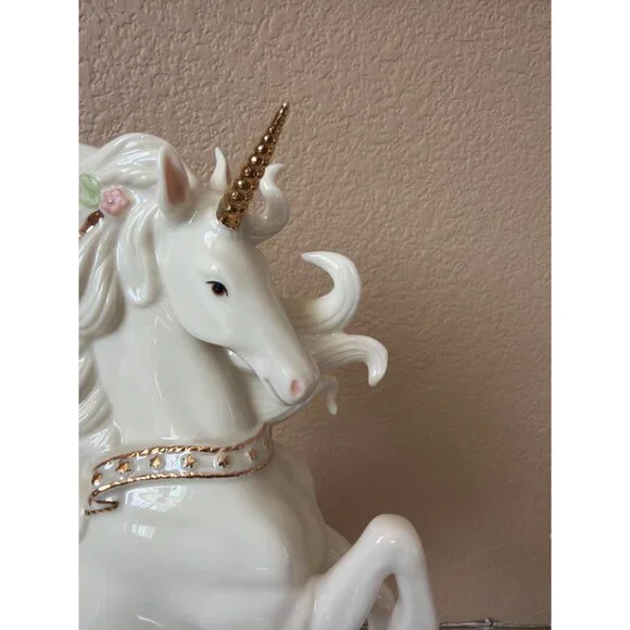 Lenox The Regal Unicorn Figurine 2003 Fine Ivory China Gold Accent Unicorn w/COA - Picture 11 of 16